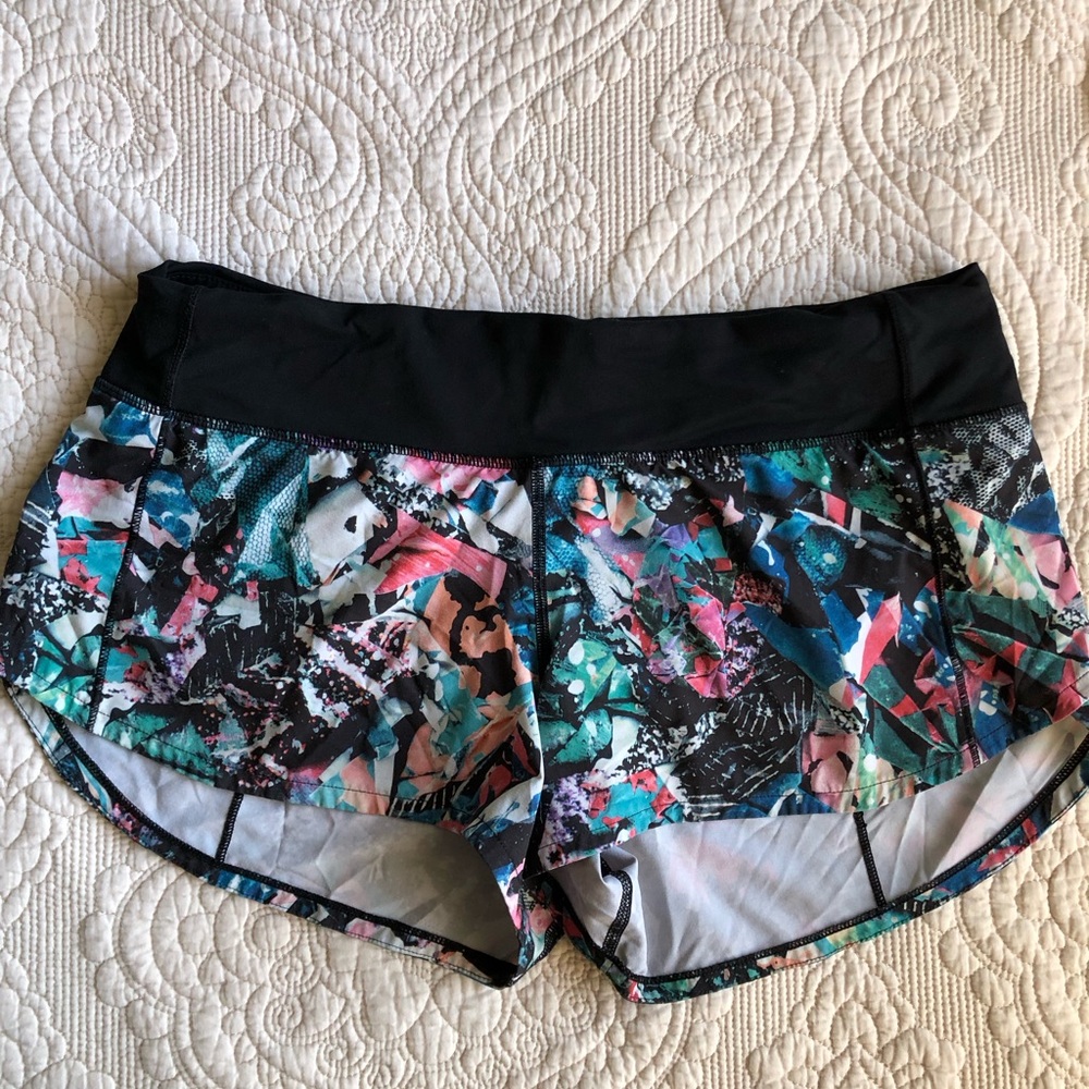 Lululemon Speed Up Low-Rise Lined Short 2.5